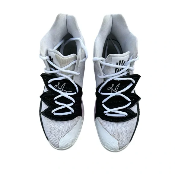 Nike Kyrie 5 TB Team Oreo White Black Basketball Shoes Men's CN9519-100 Size 10